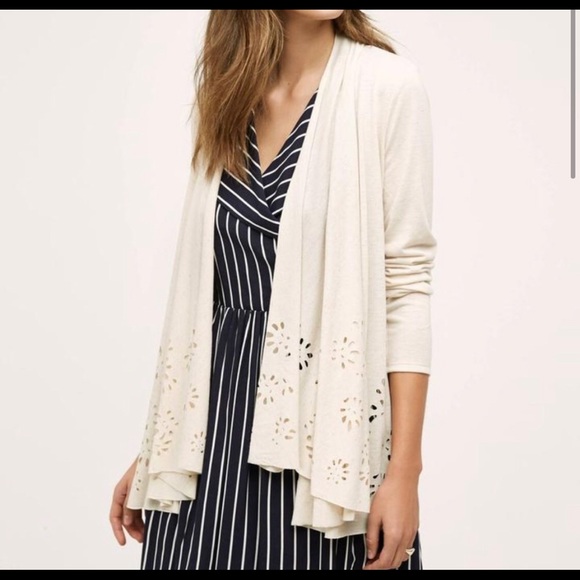 Anthropologie Sweaters - Anthropologie open draped front laser cut cardigan